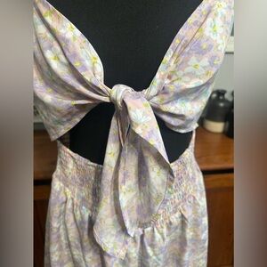 EUC- Beautiful Women’s Floral Romper